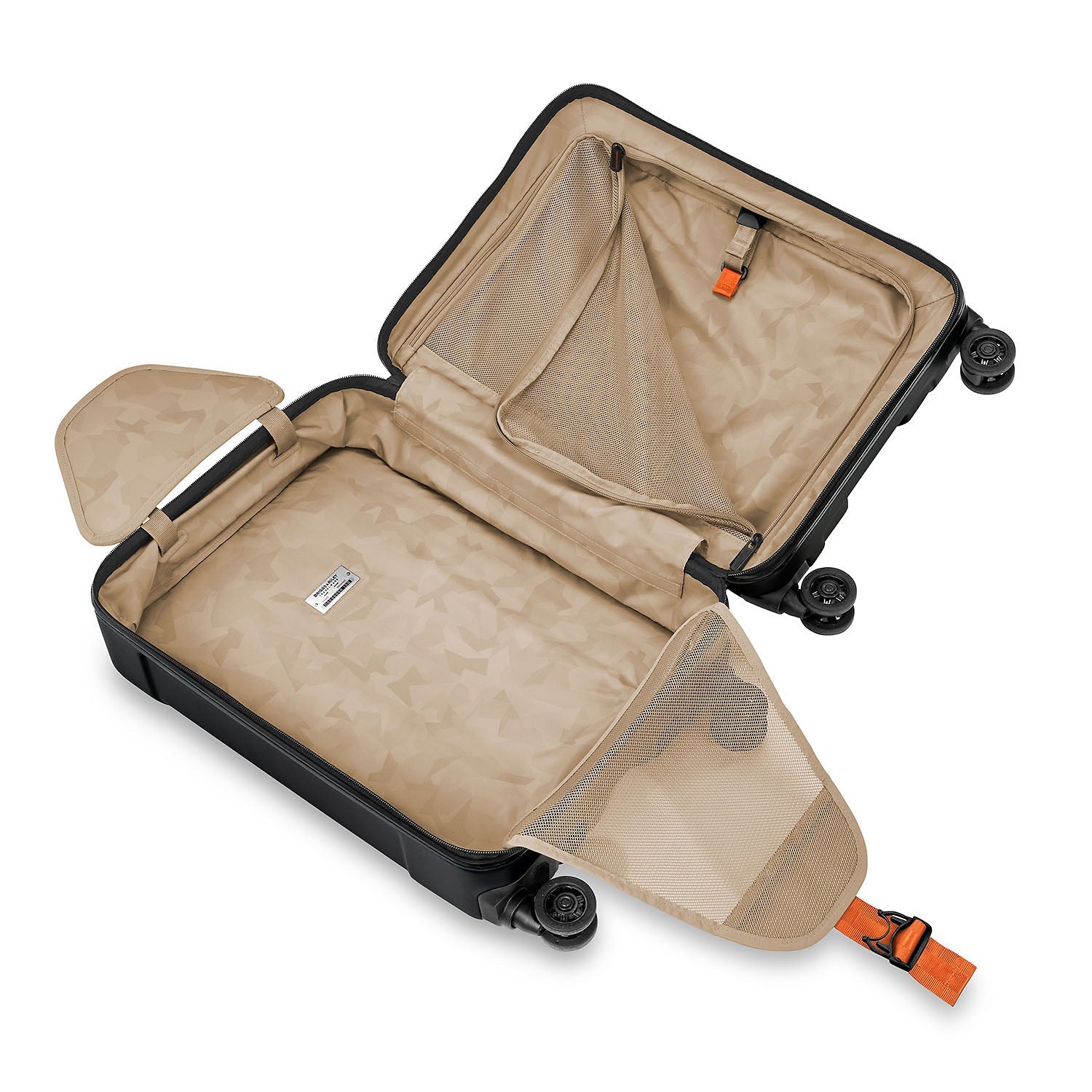International 21" Carry-On Spinner | QU221SP
