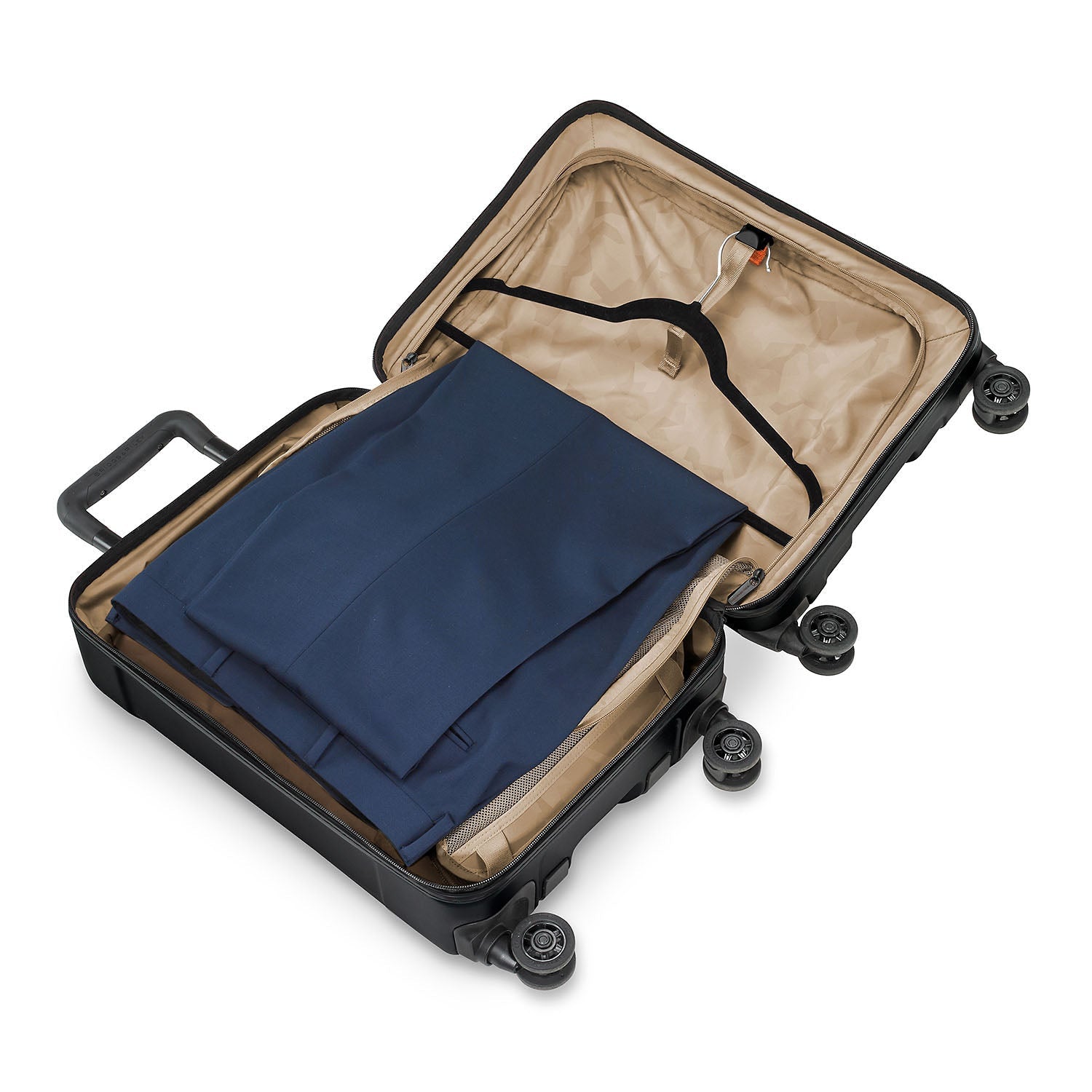 Domestic 22" Carry-On Spinner | QU222SP