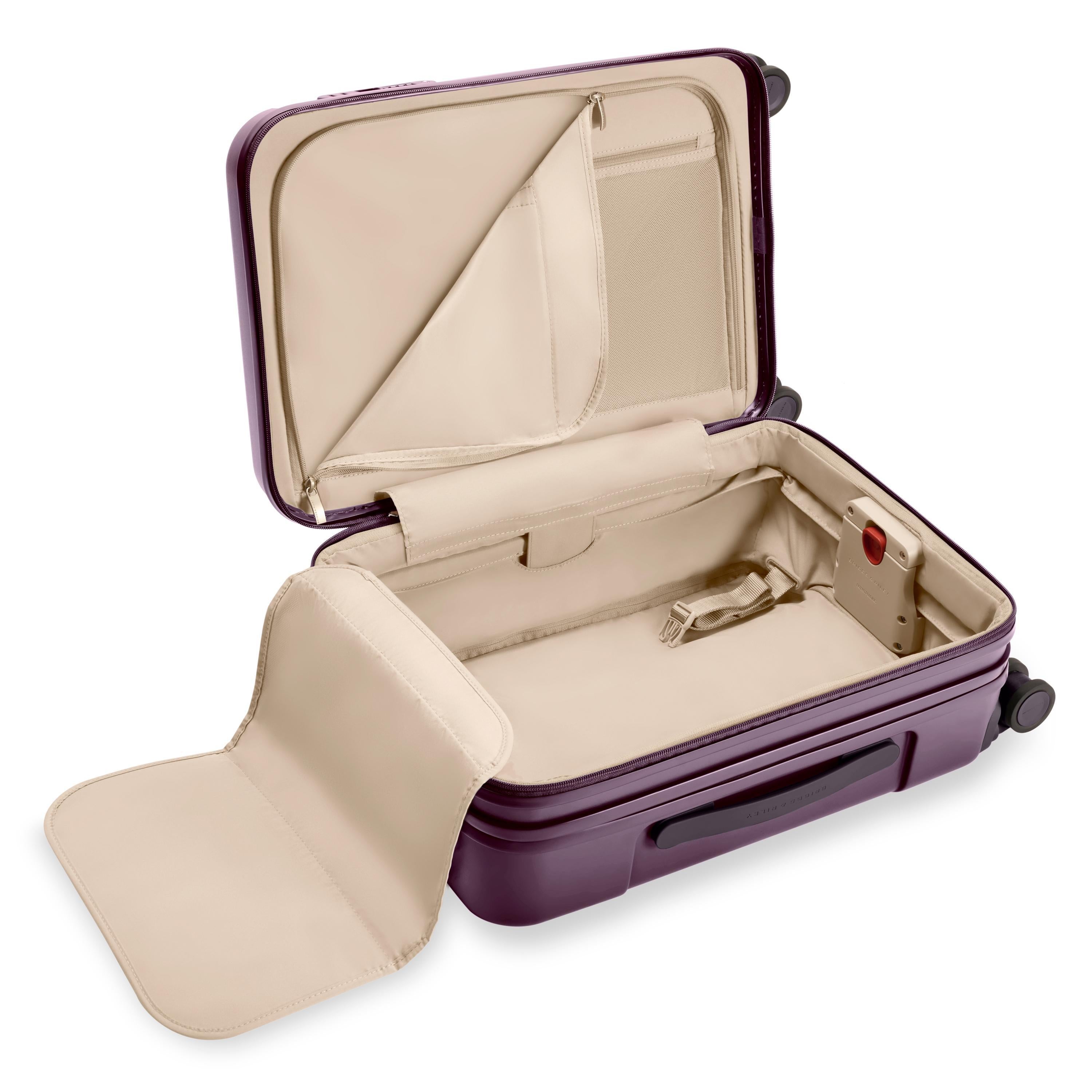 Essential 22" Carry-On Expandable Spinner | SU322CXSP