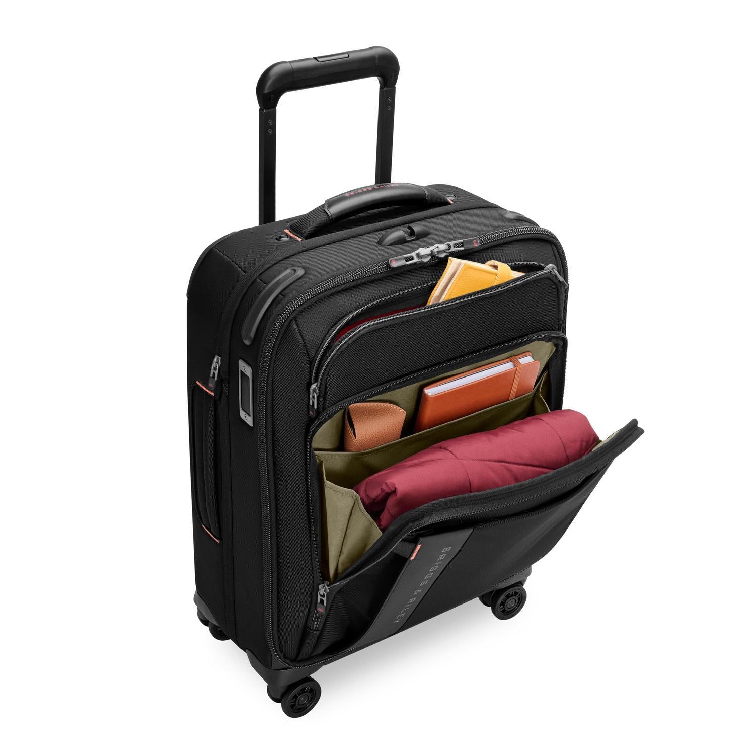 Global 21" Carry-on Expandable Spinner | ZXU221SPXW