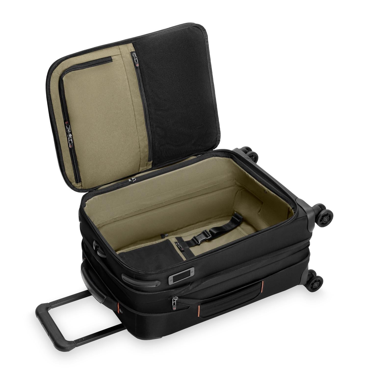 Essential 22" Carry-On Expandable Spinner | ZXU222SPX