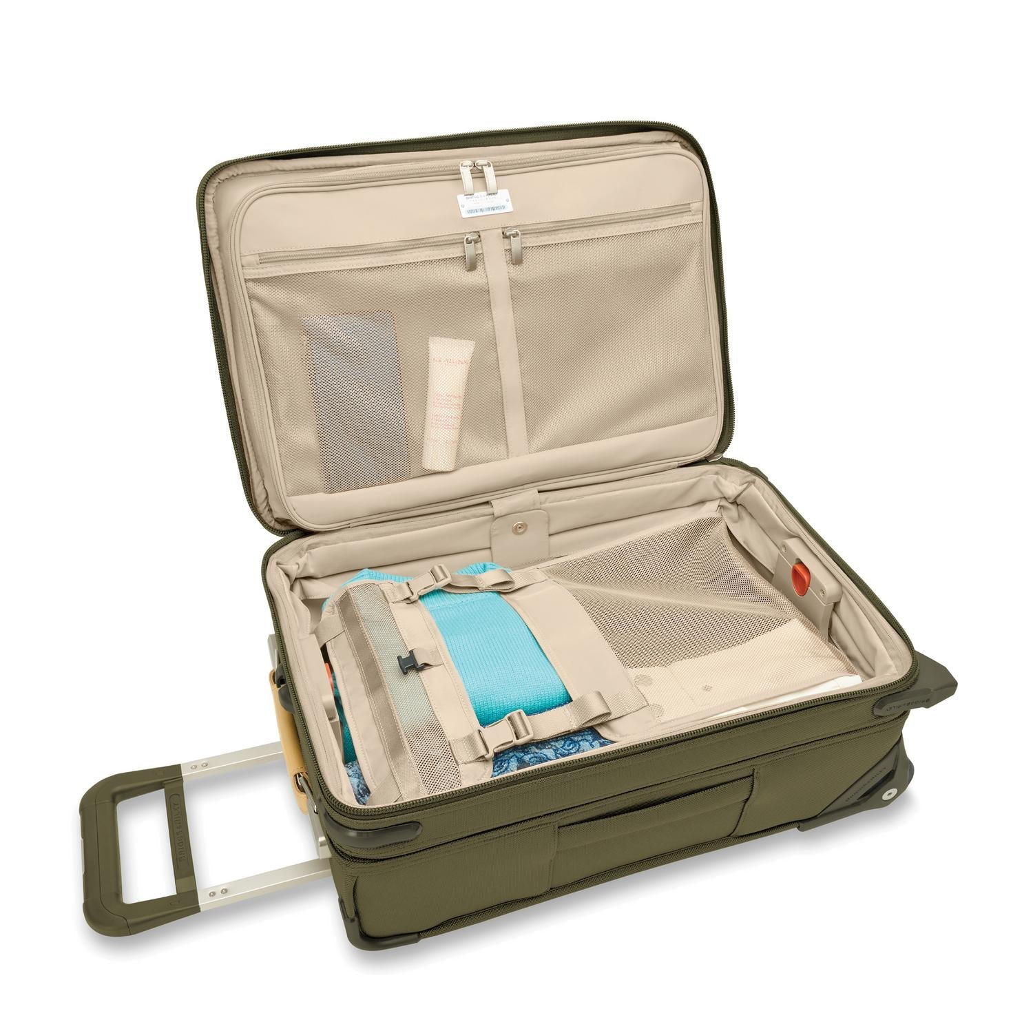 Essential 22" 2-Wheel Expandable Carry-On | BLU122CX