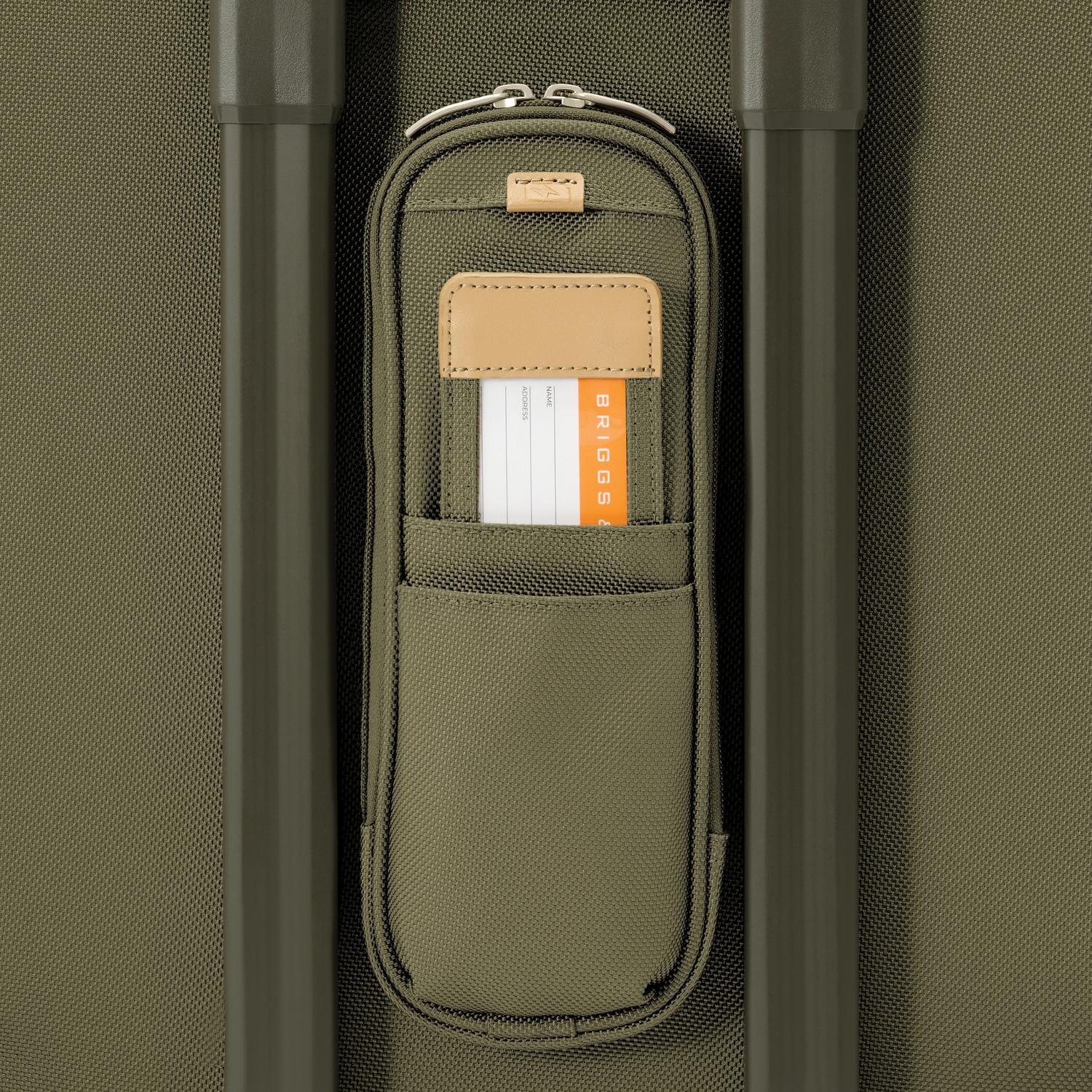Essential 22" 2-Wheel Expandable Carry-On | BLU122CX