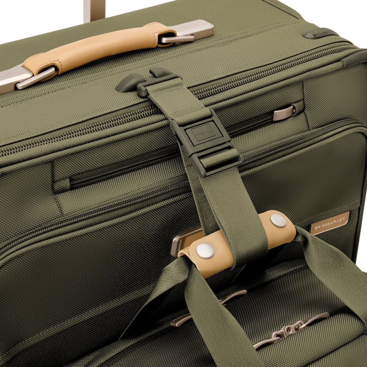 Essential 22" Carry-On Expandable Spinner | BLU122CXSP