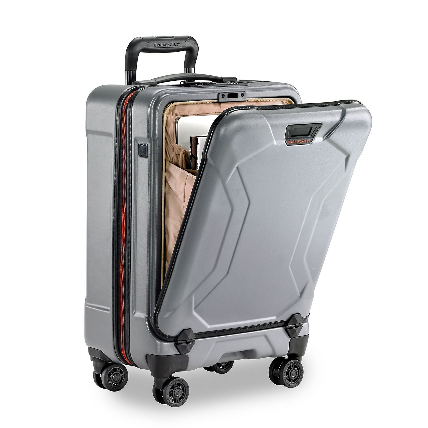 International 21" Carry-On Spinner | QU221SP