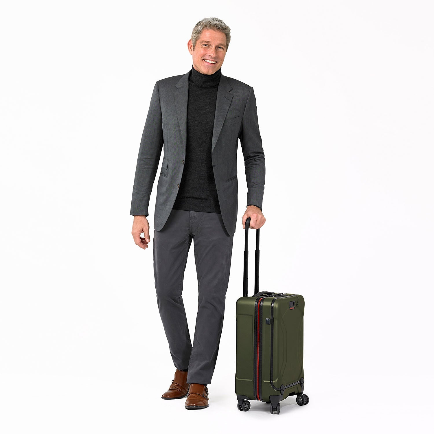 Domestic 22" Carry-On Spinner | QU222SP