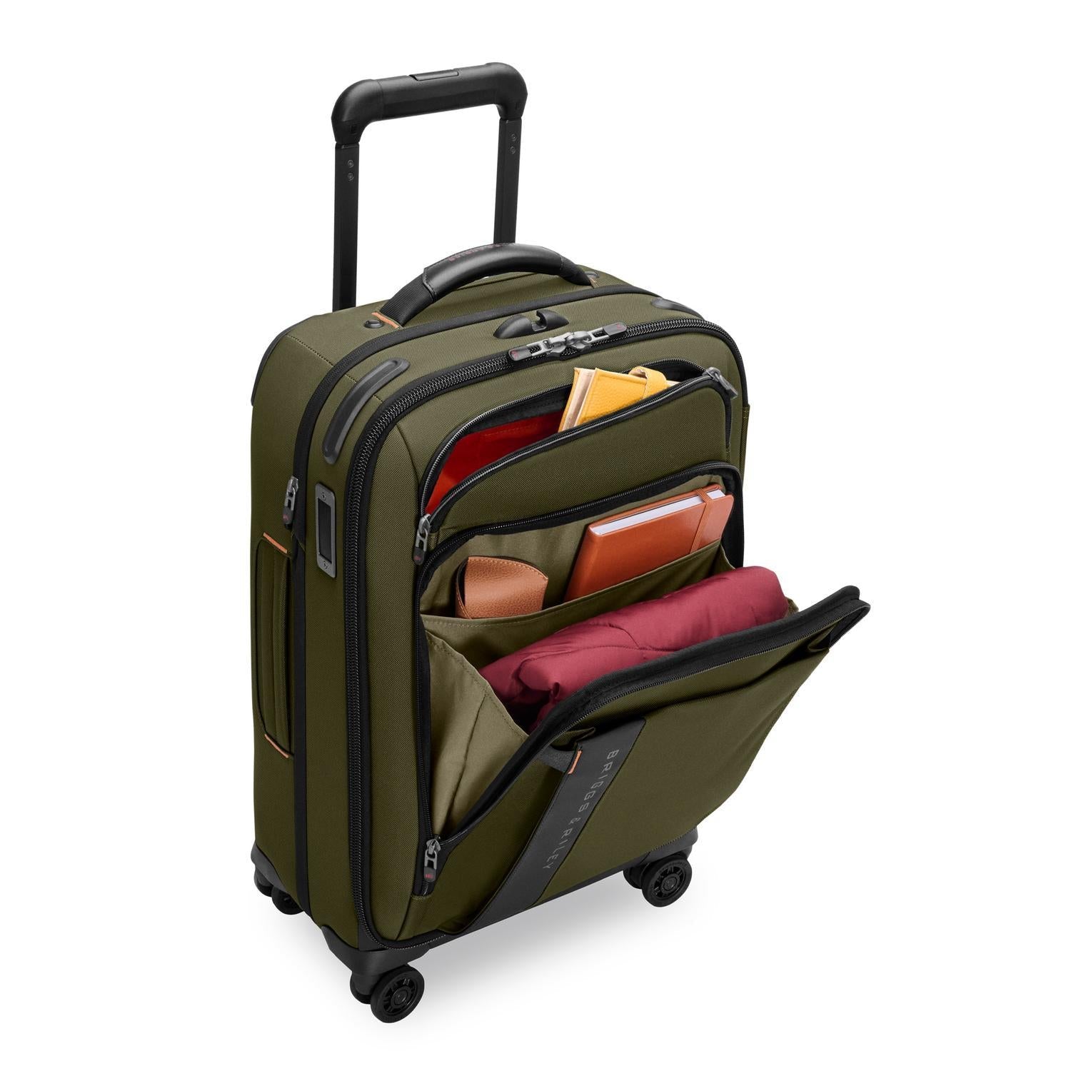 Essential 22" Carry-On Expandable Spinner | ZXU222SPX
